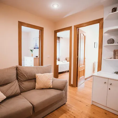 Ayalgas, En Vut-3935-as Llanes