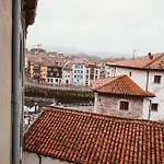 Ayalgas, En Vut-3935-as Llanes