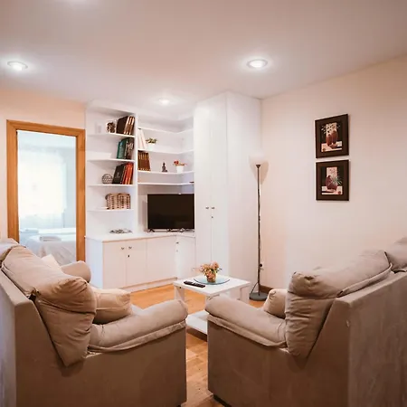 Ayalgas, En Apartamento Llanes
