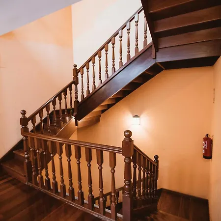Ayalgas, En Apartamento