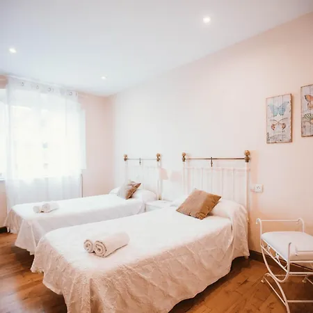 Ayalgas, En Vut-3935-as Llanes